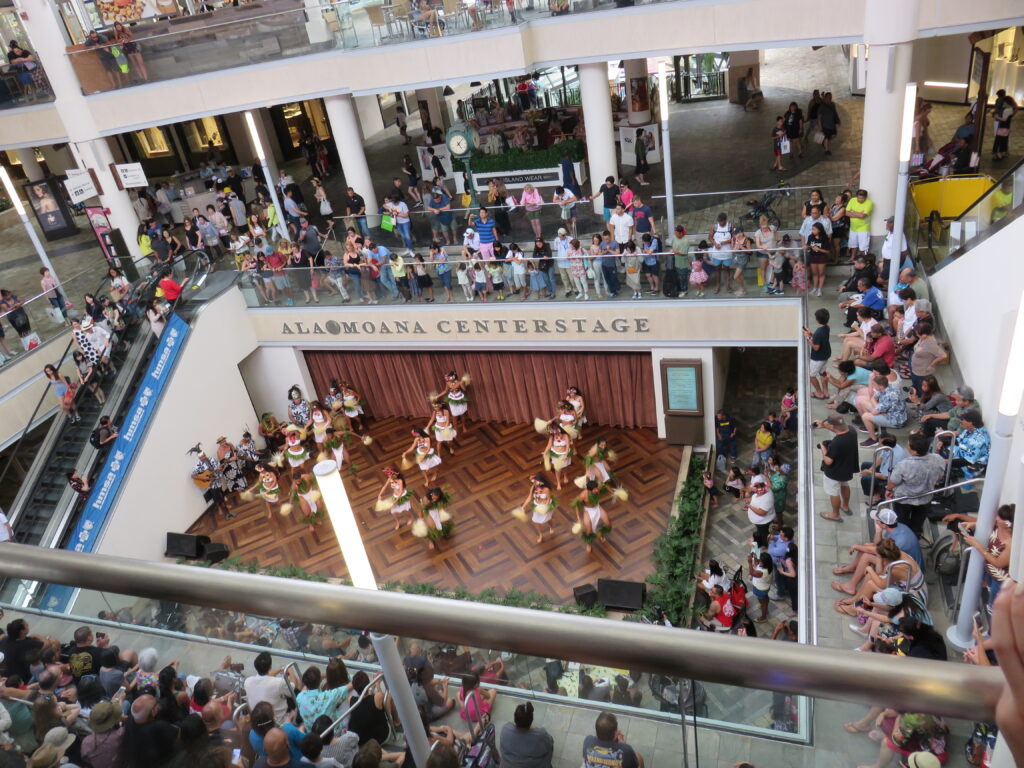 Hula in Ala Moana Center